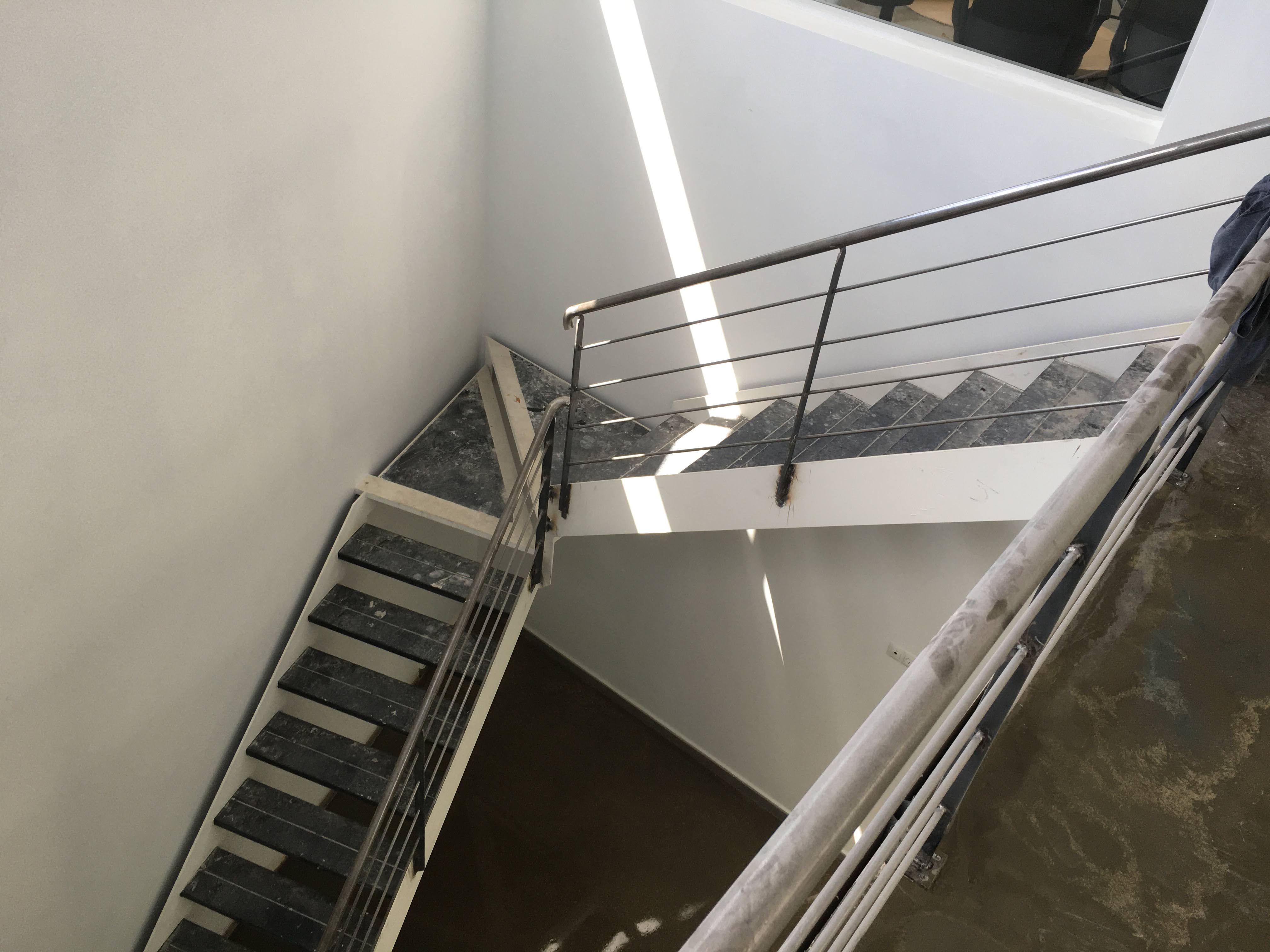 Escaleras oficinas